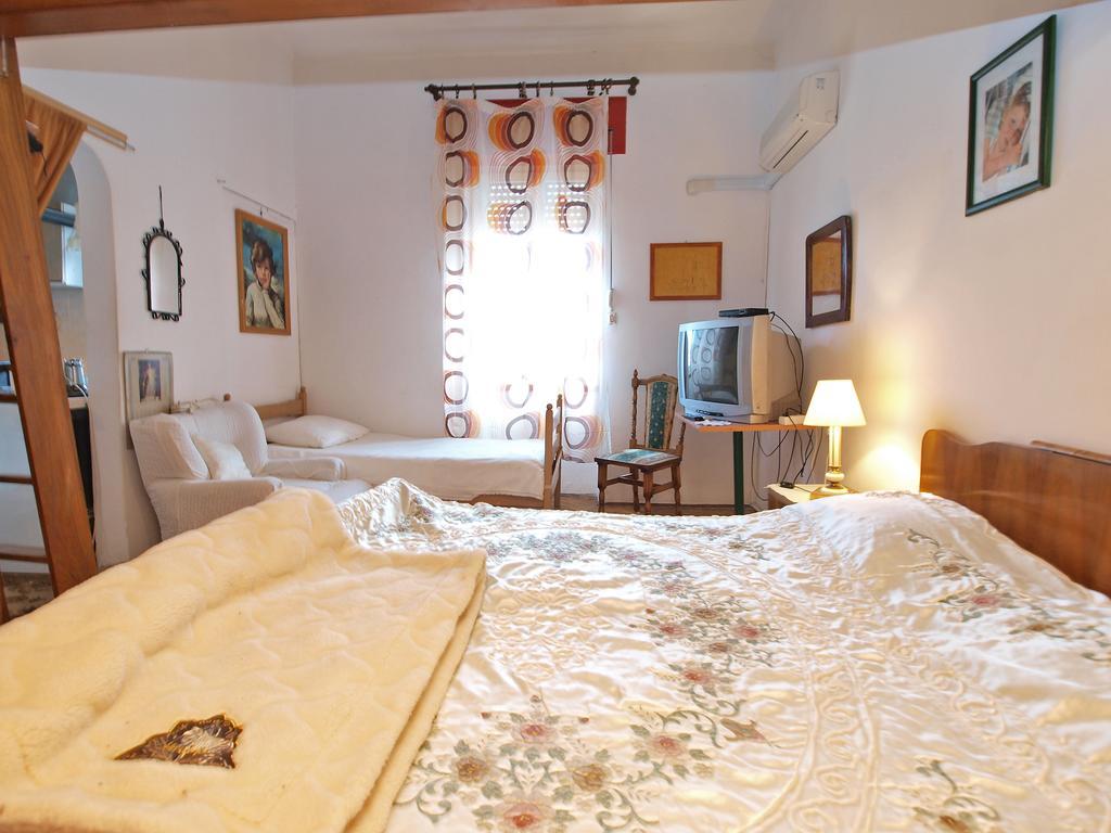 Apartments By The Sea 1050 Rovinj Eksteriør billede